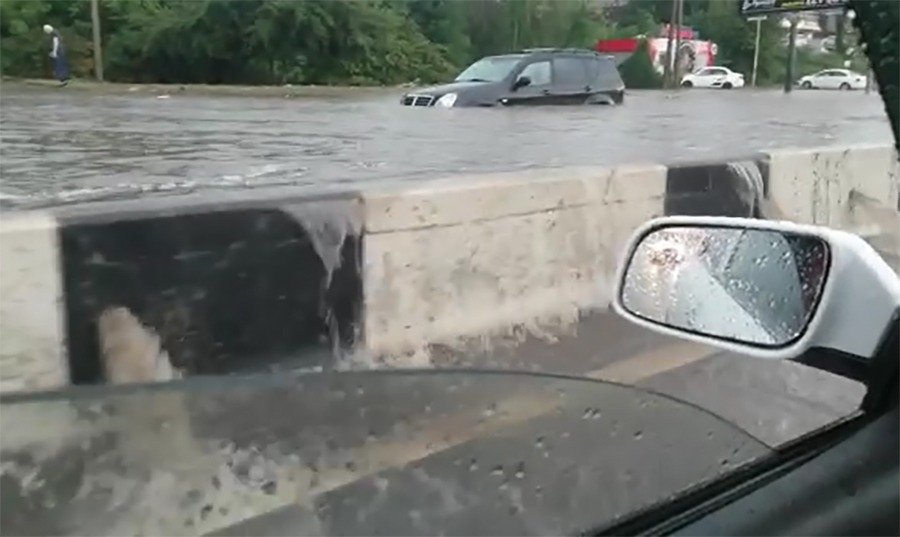 На время потопов Малиновского в Ростове будут закрывать от автомобилей
