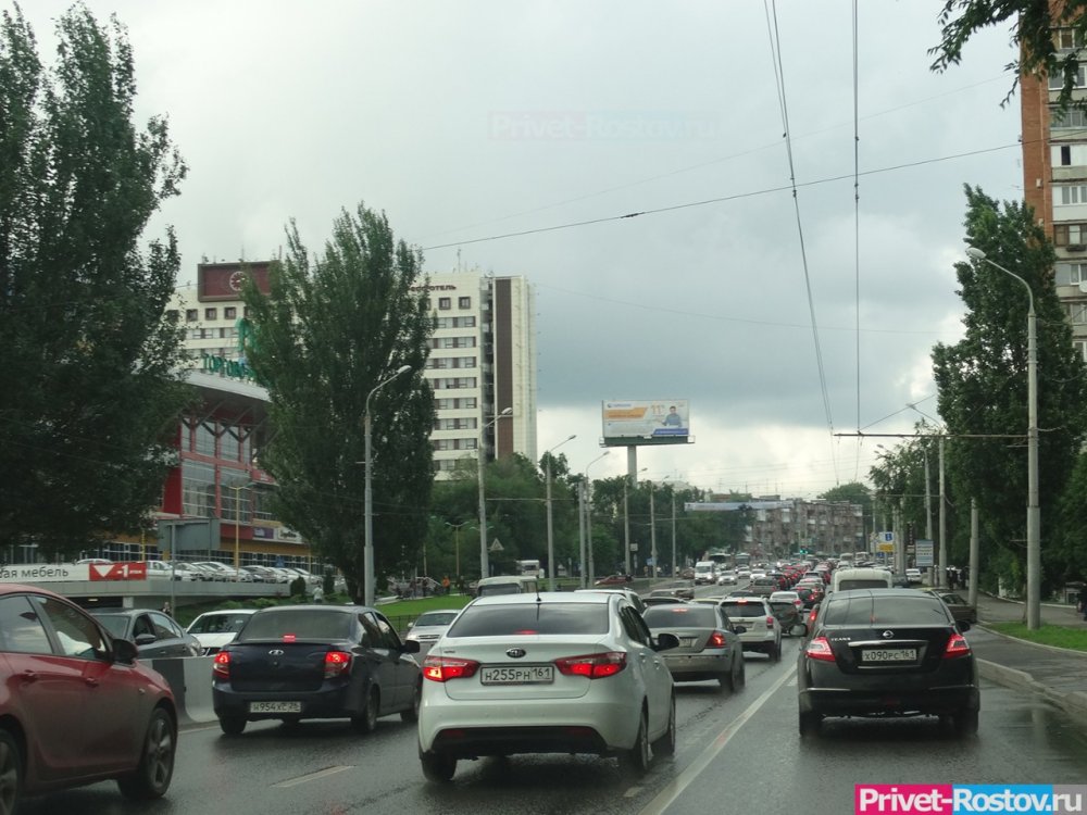 Пешеходам запретят пересекать Нагибина в Ростове