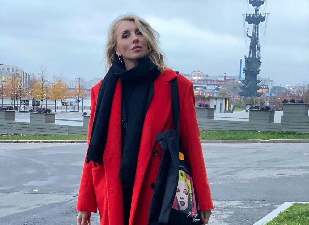 Светлана Бондарчук в умопомрачительном платье довела до экстаза публику