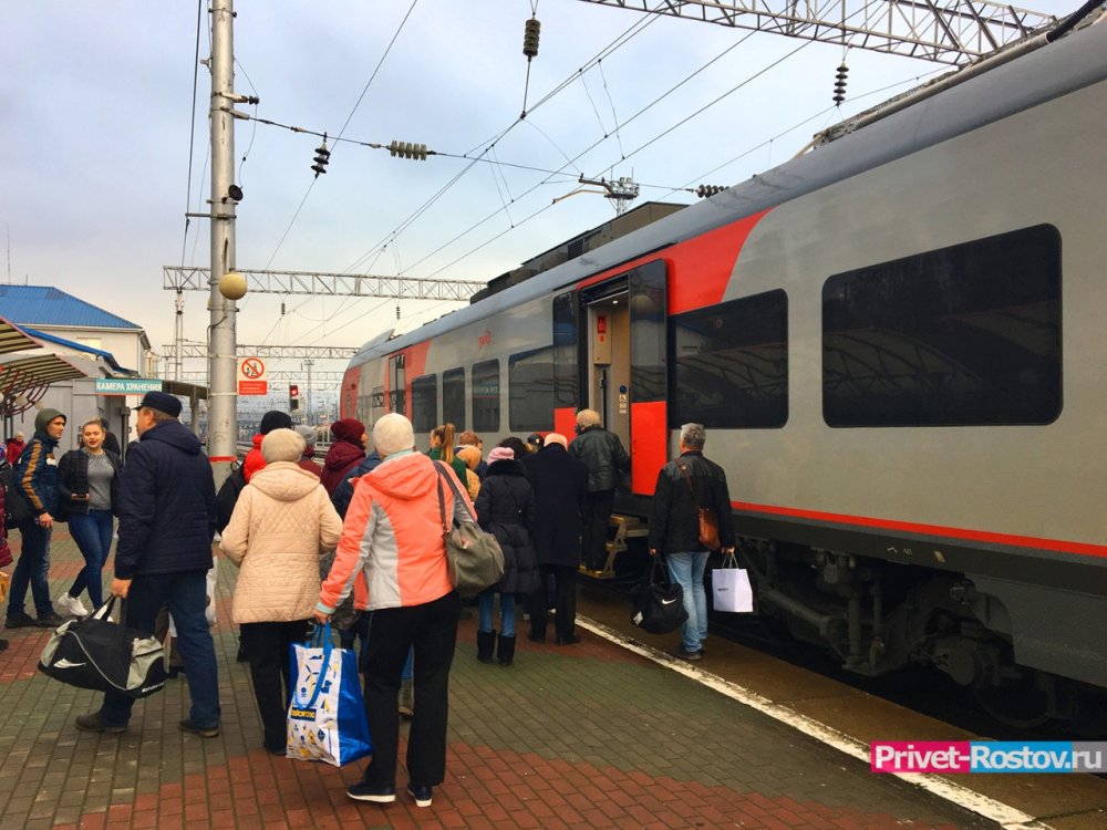 Заложниками электрички стали пассажиры в Ростове