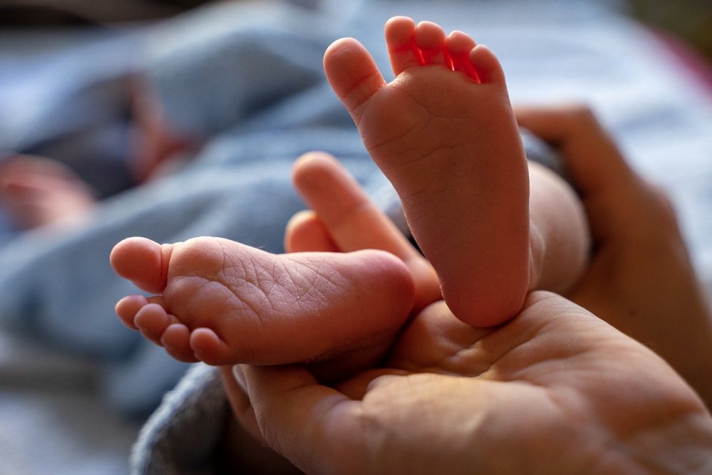 Первый ребенок родился с антителами к короновирусу