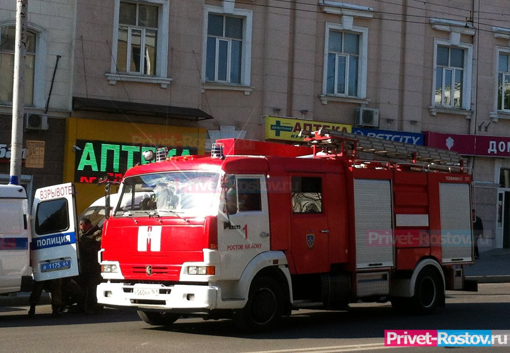 Автобус загорелся на ходу в Ростове на проспекте Стачки