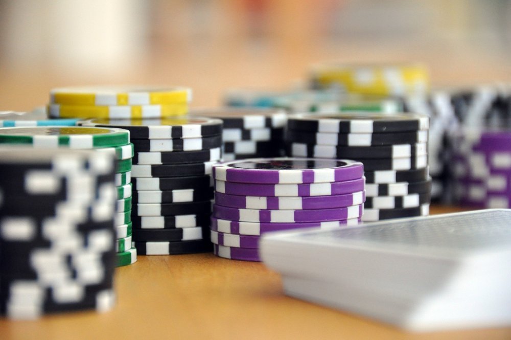 В Ростове-на-Дону мужчину осудят за создание нелегального покер-клуба