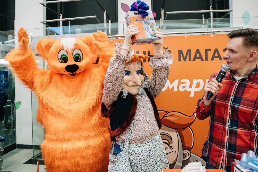 «Галамарт» в Ростове-на-Дону дарит подарки покупателям в свой День рождения