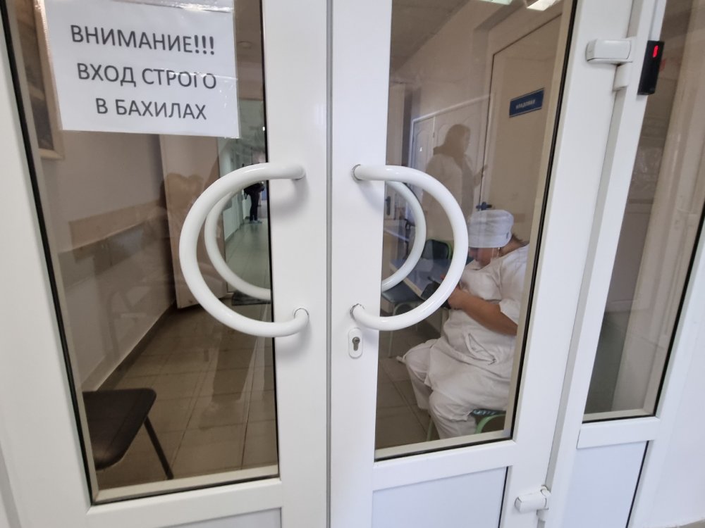 В Ростове спасли мужчину в организме, которого после удаления зуба поселился редкий и опасный организм