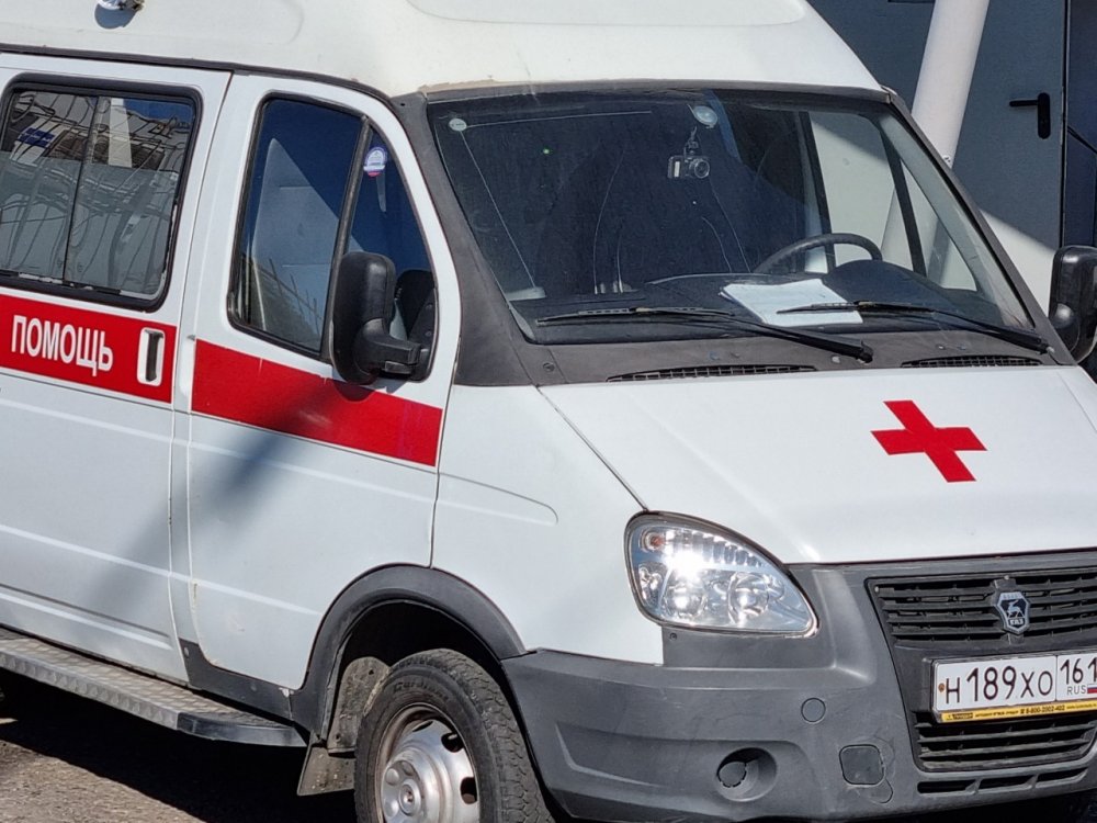 Машина «Почты России» сбила в Ростове девочку на пешеходном переходе утром 13 января