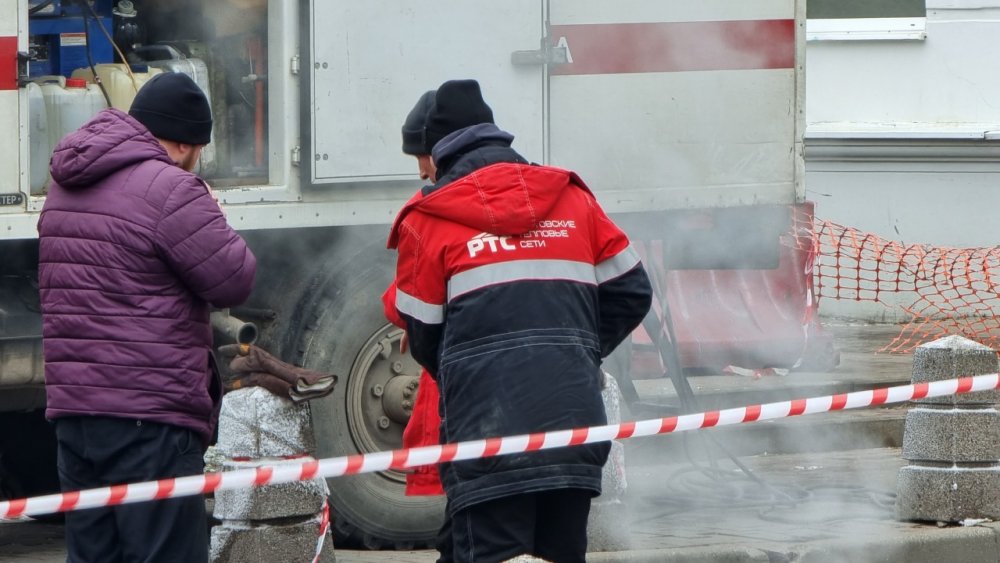 В центре Ростова 36 жилых домов остались без отопления из-за аварии на теплотрассе днем с 18 января