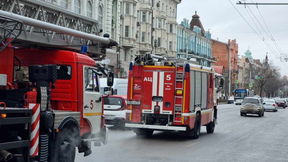 В центре Ростова вновь загорелся доходный дом Парамонова вечером 25 февраля