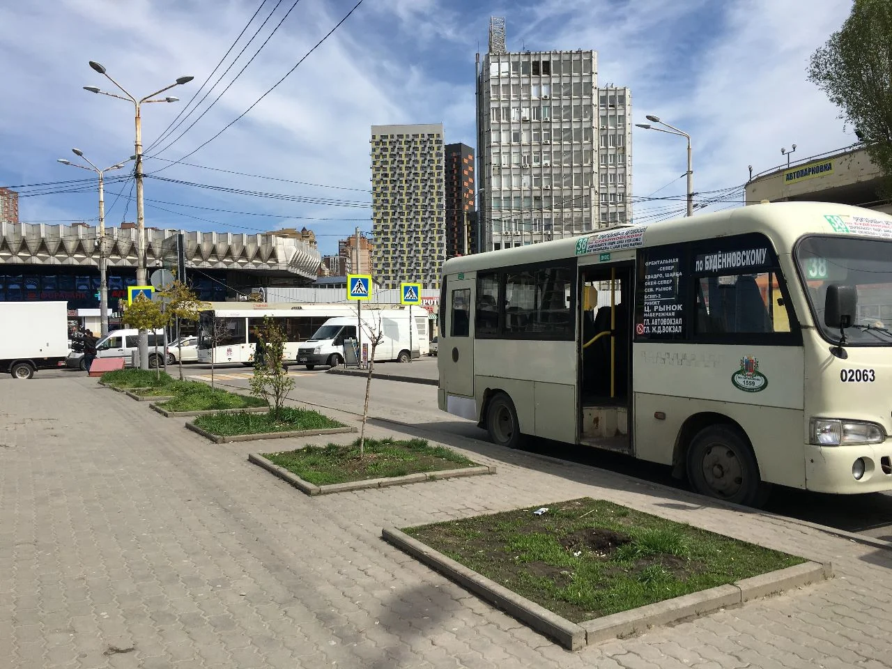 Движение транспорта ограничат в районе Привокзальной площади в Ростове