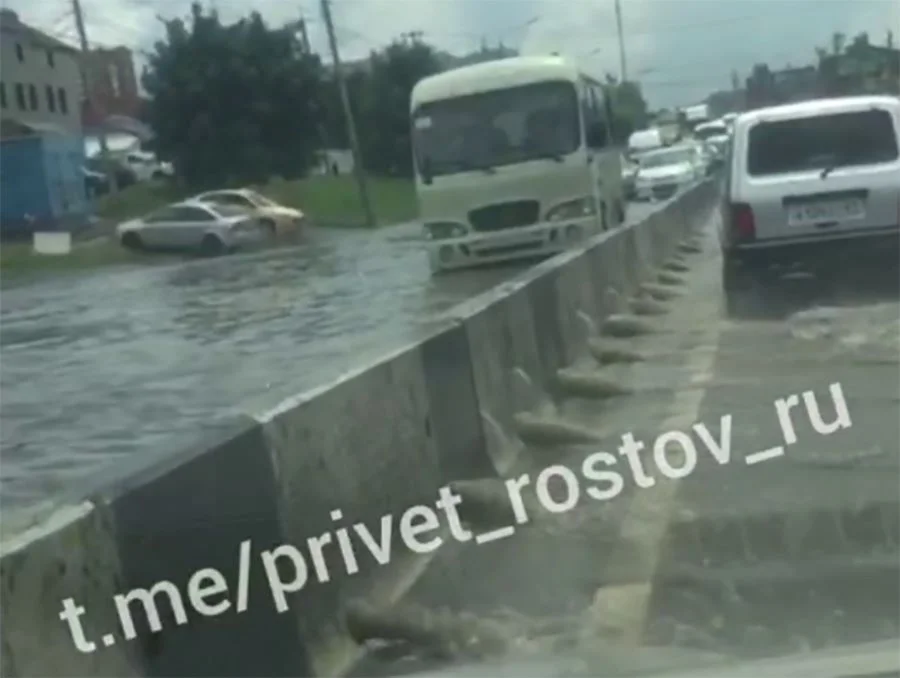 Ростовчане потребовали провести реконструкцию Малиновского из-за постоянных потопов в июле