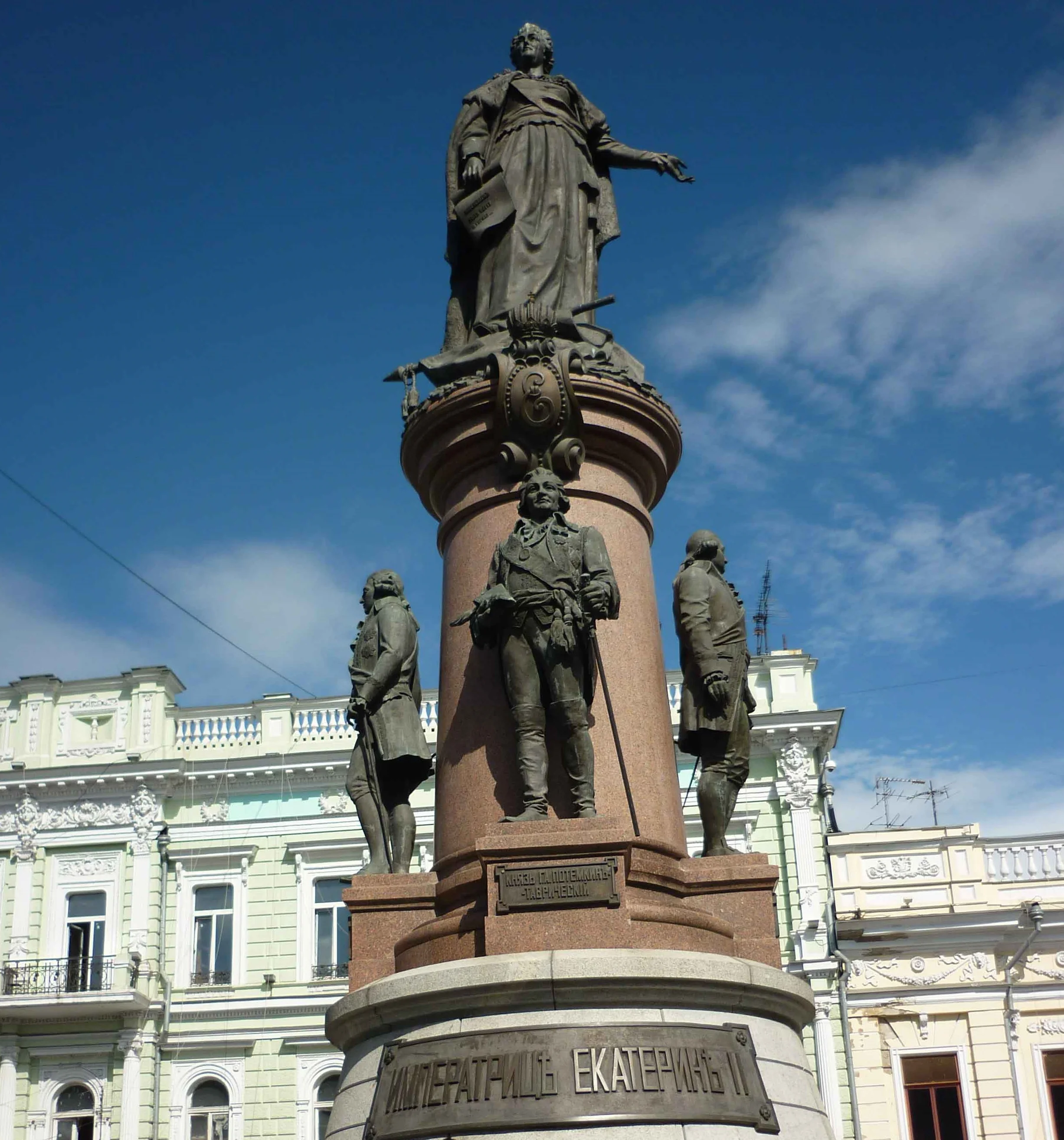 В Таганроге могут установить памятник Екатерины II, привезенный из Одессы