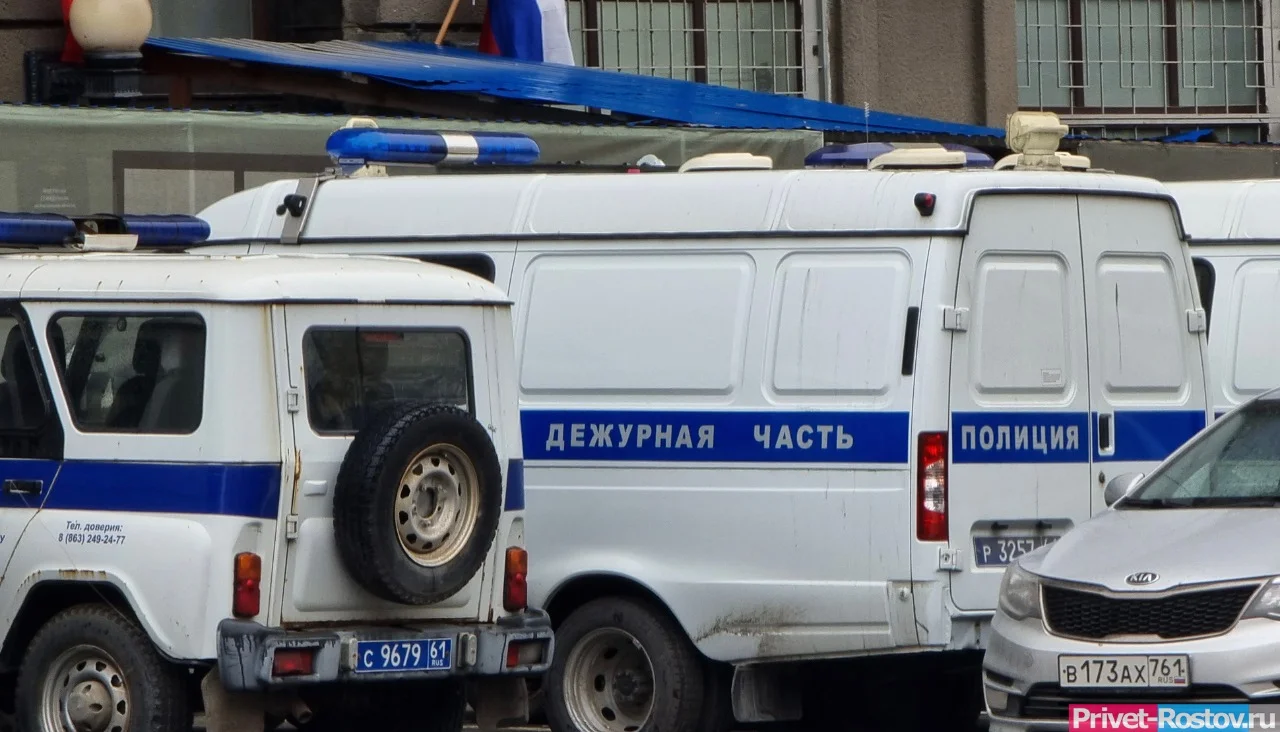 В Ростовской области у мигранта полицейские изъяли четыре пакета наркотической травы