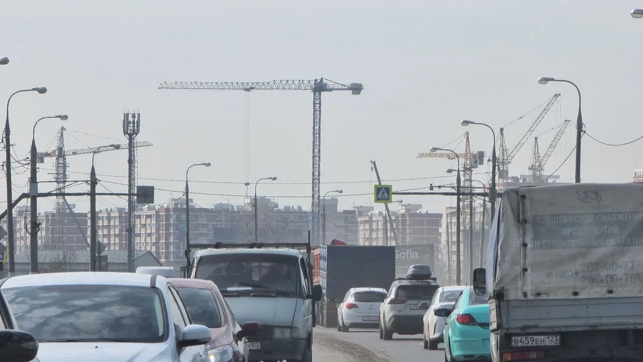 Эксперты заявили о дефиците строителей на рынке труда в Ростовской области в августе