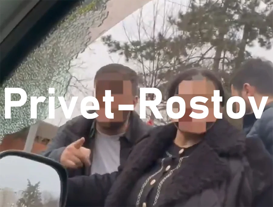 Житель Сальска в Краснодаре кулаком разбил стекло в иномарке после ДТП