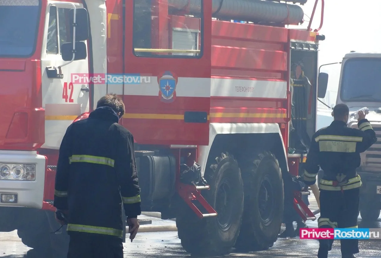 Жители Ростова заявили о взрыве перед пожаром в доходном доме Эрберга на Ульяновской