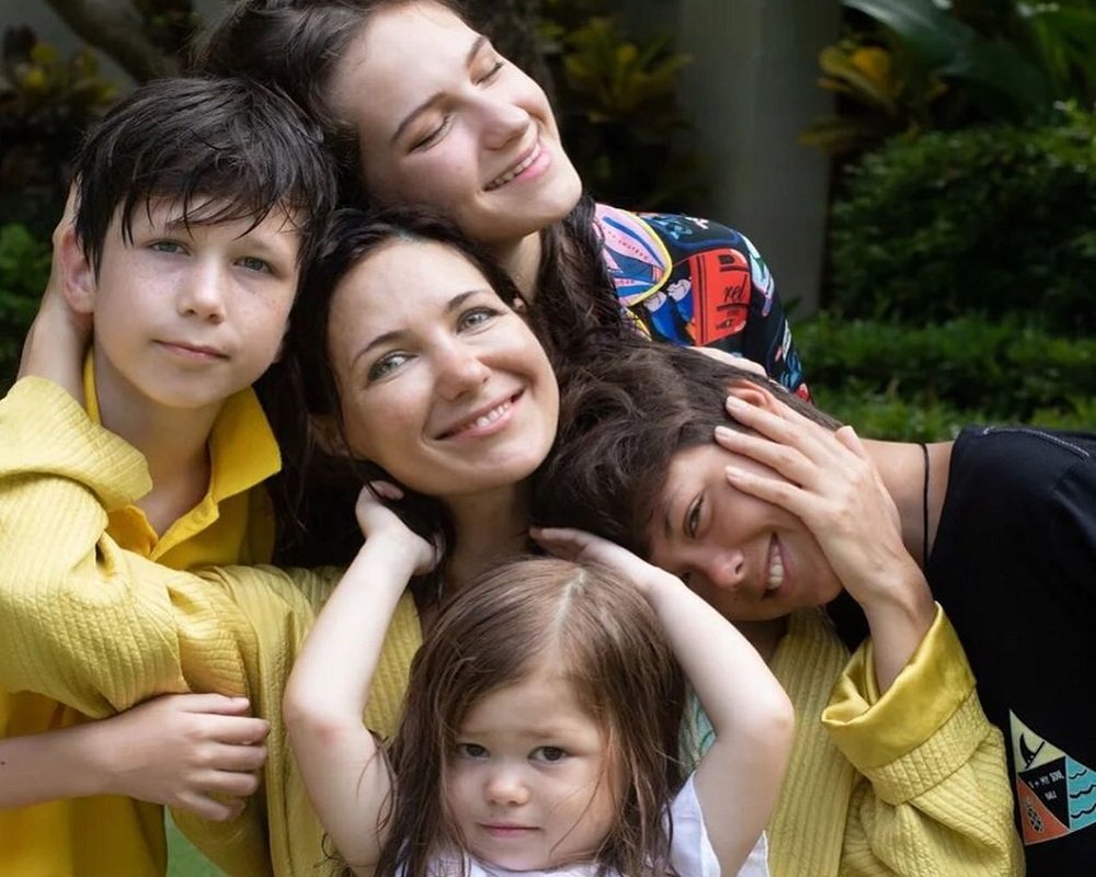 Актриса Климова показала своих четверых детей от трех мужей