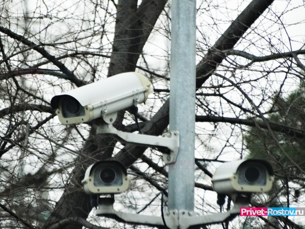 В Ростове власти решили поменять местами дорожные камеры