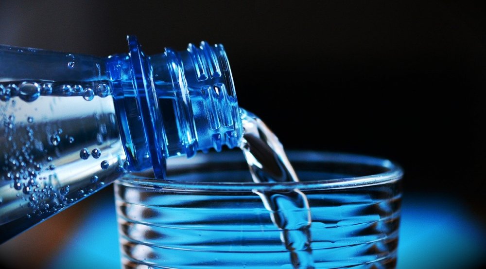 В борьбе с лишним весом может помочь вода