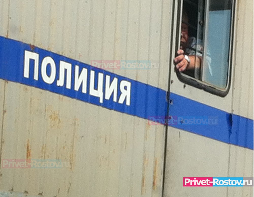 Мужчина в маске пытался взорвать банкомат в Ростове