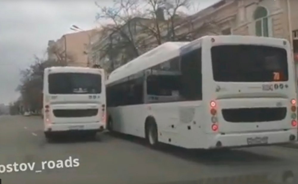 Мизерным штрафом наказали водителя автобуса в Ростове за гонки по Большой Садовой