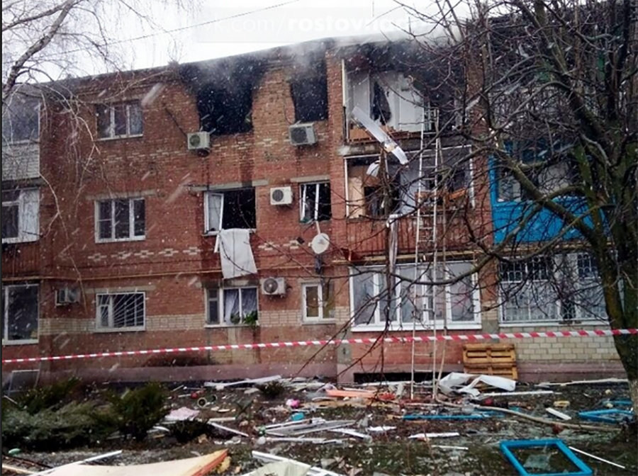 «Как было на самом деле»: очевидец рассказал, как взорвался дом из-за газа в Азове