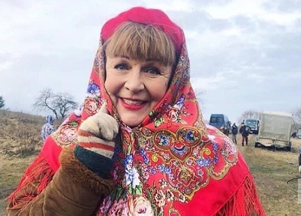 Татьяна Кравченко показала новый снимок со съемок 7 сезона «Сватов»
