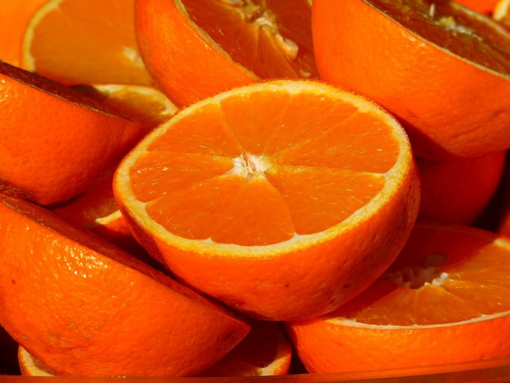 Тонны подозрительных апельсинов уничтожены под Ростовом