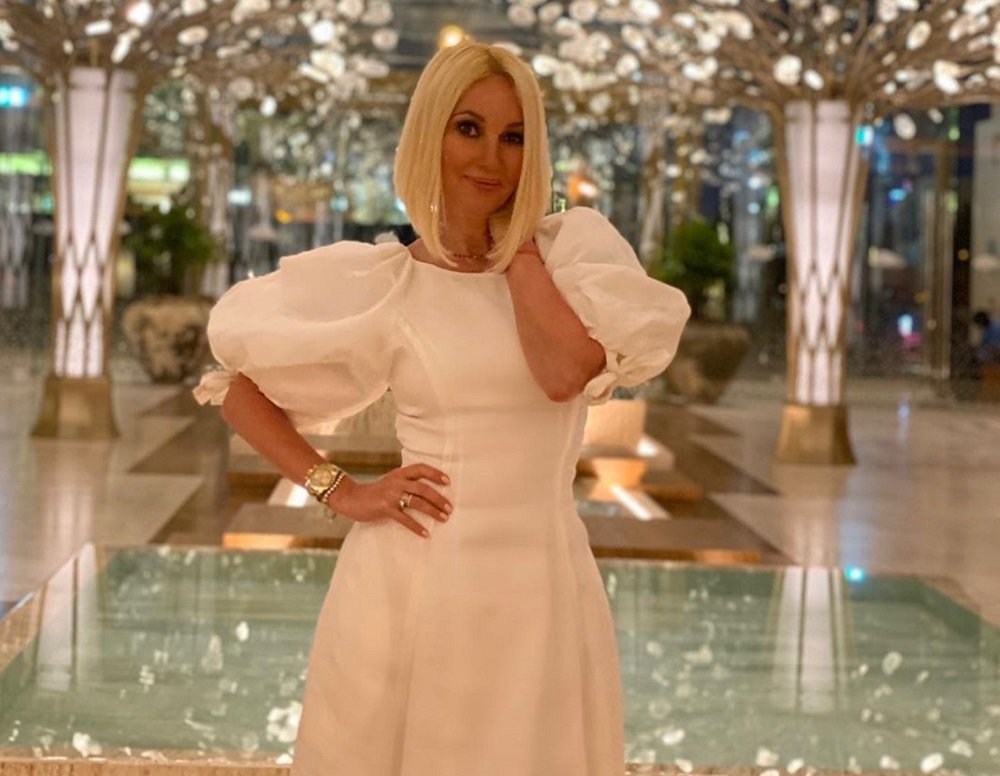 «Сама невинность»: Лера Кудрявцева восхитила поклонников пышным белым платьем