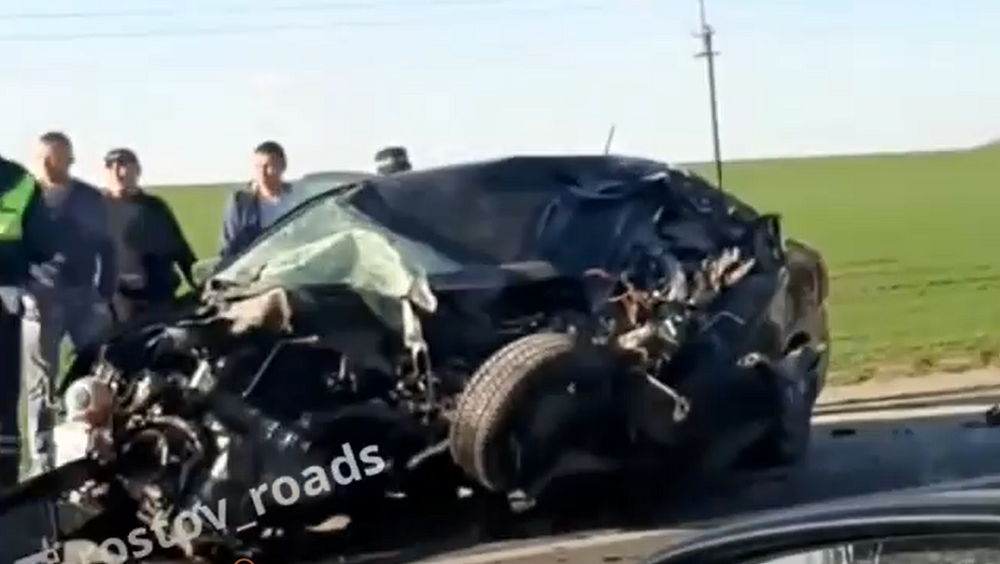 Женщина-водитель погибла в страшном ДТП с грузовиком под Ростовом