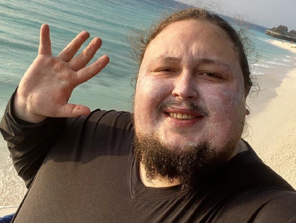 «Обязан дойти до таких размеров»: сын Никаса Сафронова решил потолстеть до 250 кг