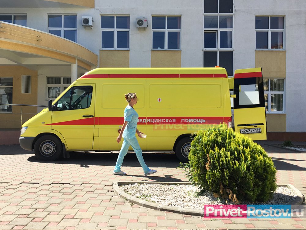Школьника с огнестрельным ранением привезли в больницу в Ростовской области