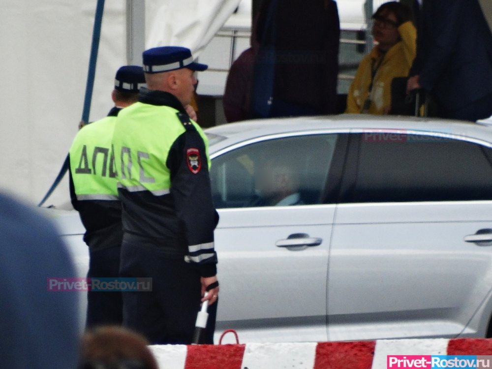 Помощника прокурора на Porsche Cayenne в Ростове схватили пьяным