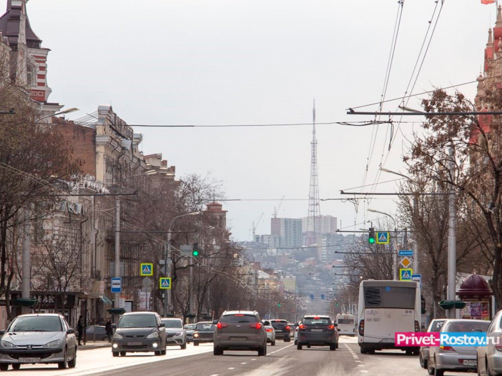 Ежедневно мыть улицы Ростова потребовал губернатор Голубев
