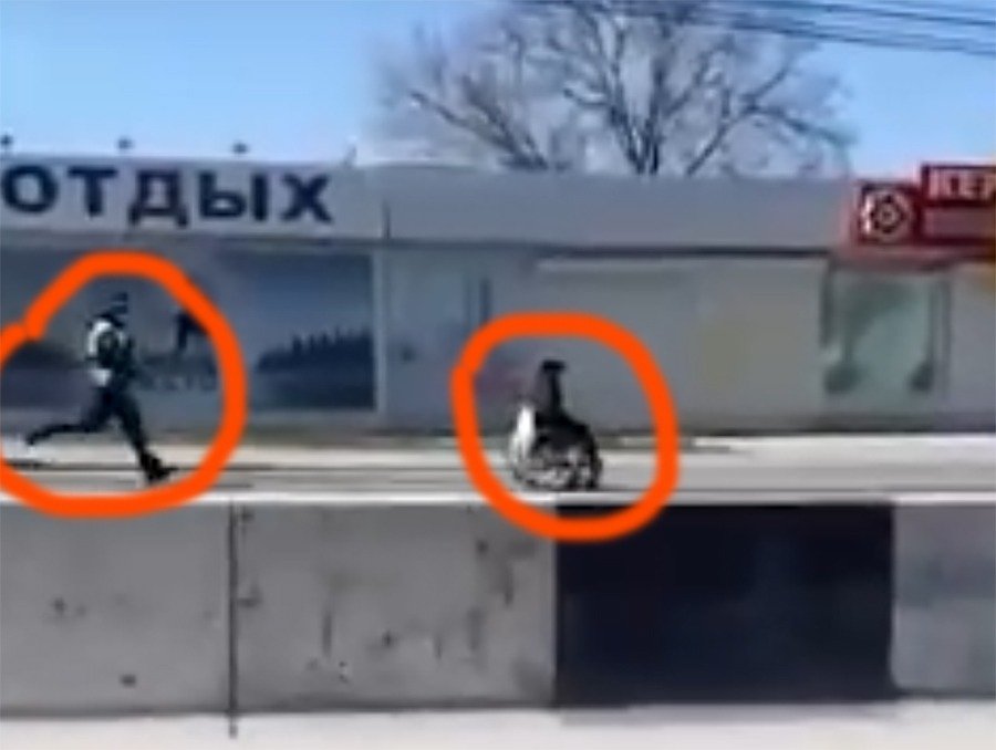 За инвалидом в коляске полицейские устроили погоню в Ростове
