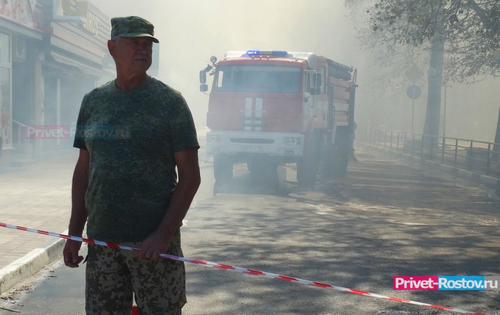 У высокопоставленного полицейского иномарку сожгли под Ростовом