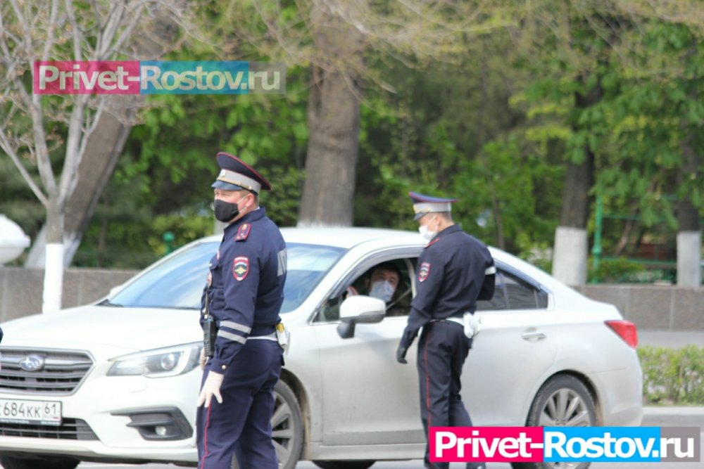 Консультационные группы начали работать на въездах в Ростов