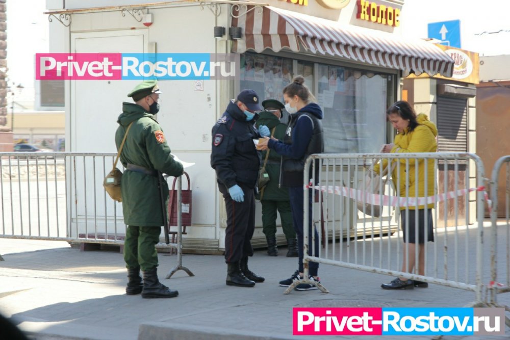 Полицейские в Ростовской области начнут раздавать маски на улицах