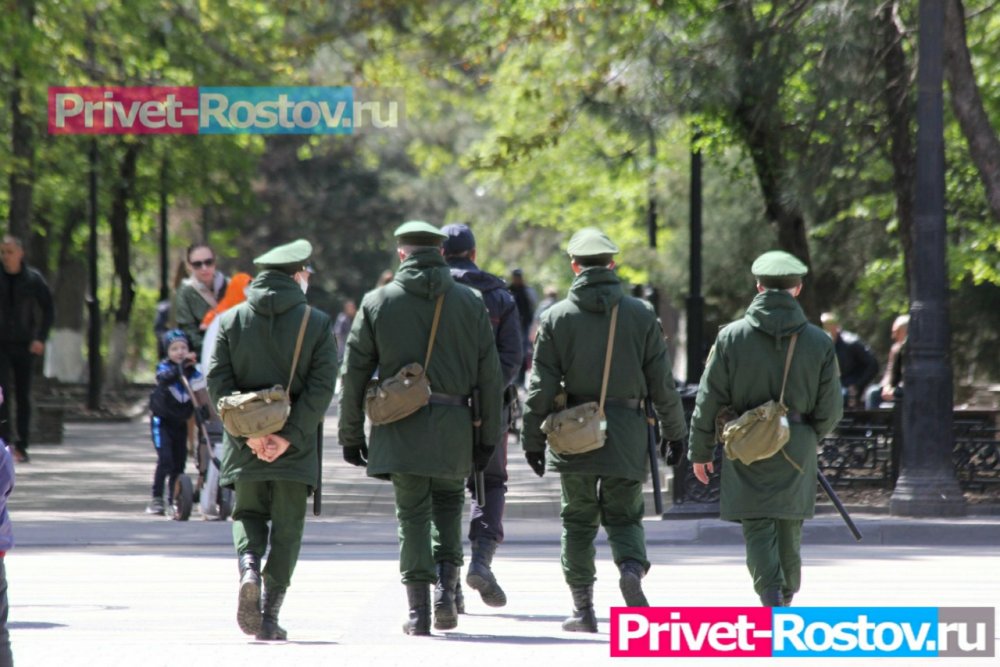 Вечерние улицы Ростова начали патрулировать чиновники с казаками