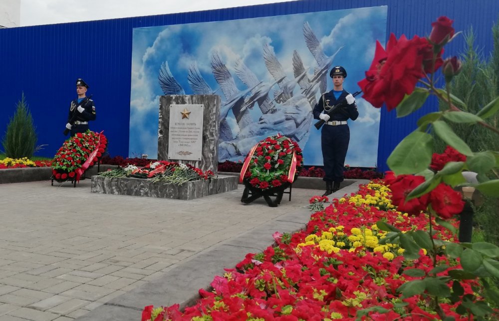 В Ростове открыли памятник погибшим в концентрационном лагере «Гросс-лазарет №192»
