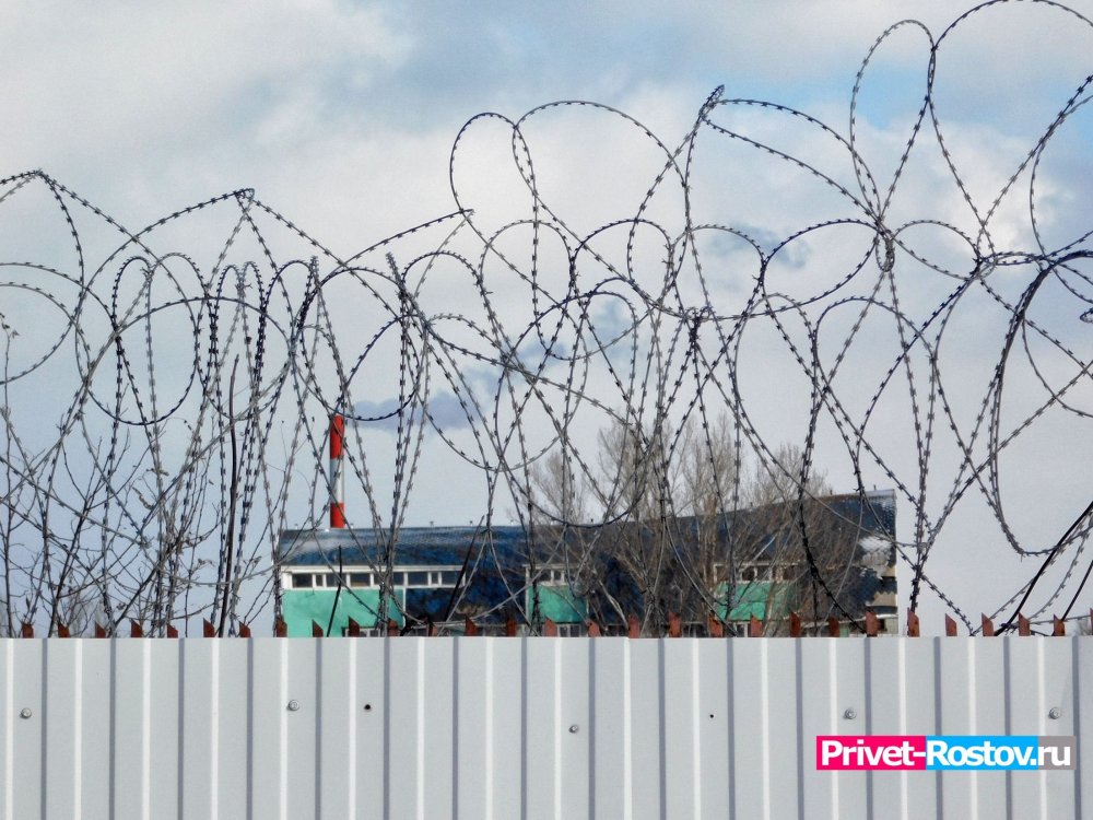 Осужденный совершил побег в Ростовской области во время конвоирования