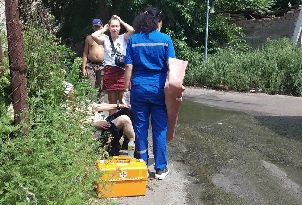 На канализационной реке сломал ногу мужчина в Ростове