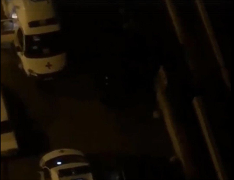 Ночью в Ростове женщина изрезала двух мужчин на Западном
