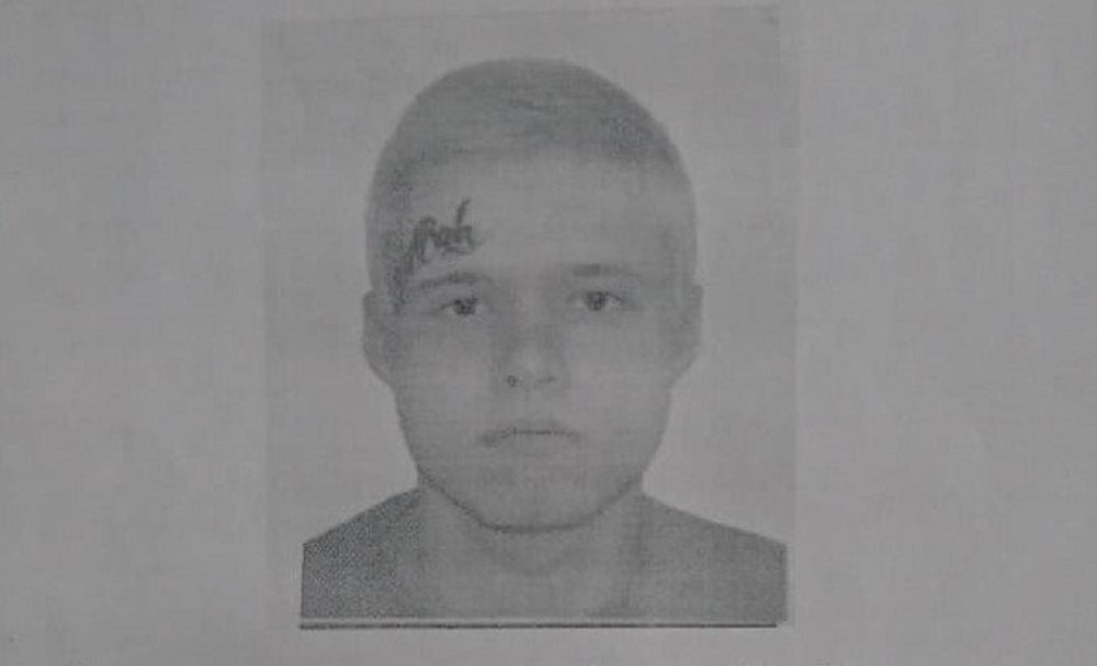 Подозреваемого в убийстве 19-летнего парня с тату на лице разыскивают в Ростовской области
