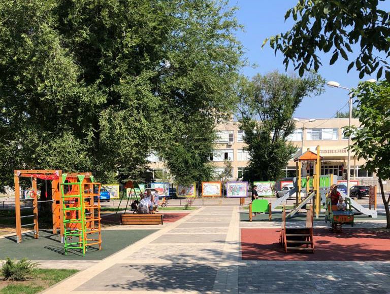 Работы по благоустройству бульвара Новоселов завершены в Ростове