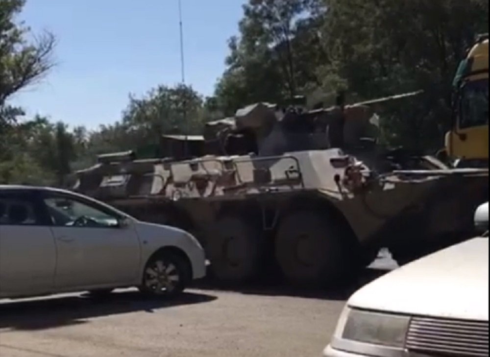 Передвижение военной техники по Ростову сняли на видео перепуганные горожане