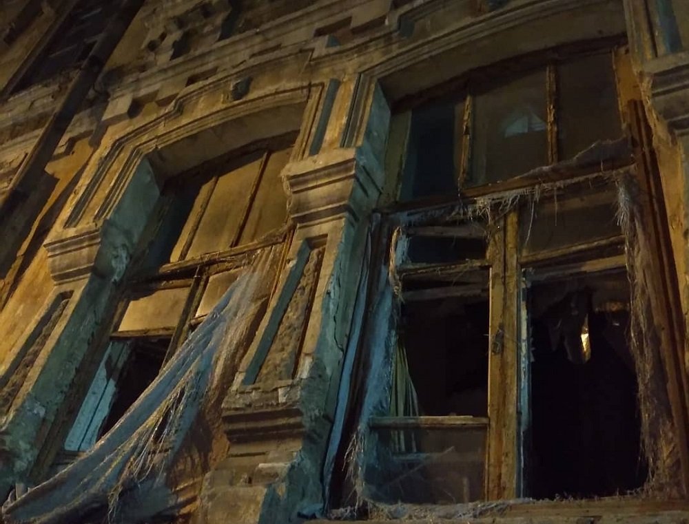 Дом из фильмов ужасов нашли ростовчане в центре