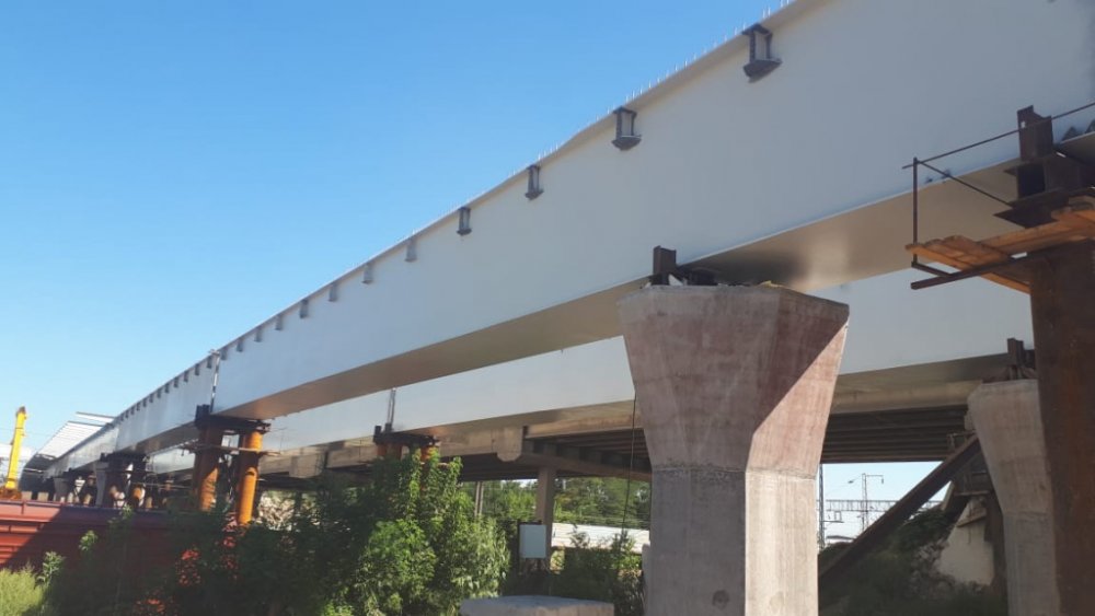 В Ростове завершаются работы по монтажу пролетных строений на мосту Малиновского