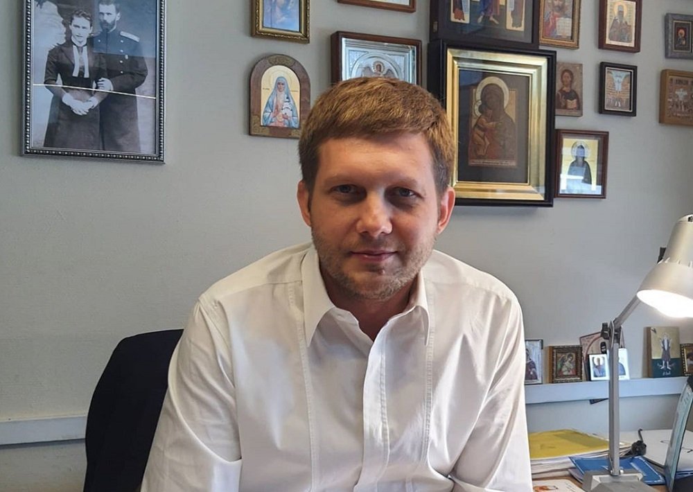 Борис Корчевников подтвердил слухи о проблеме со слухом