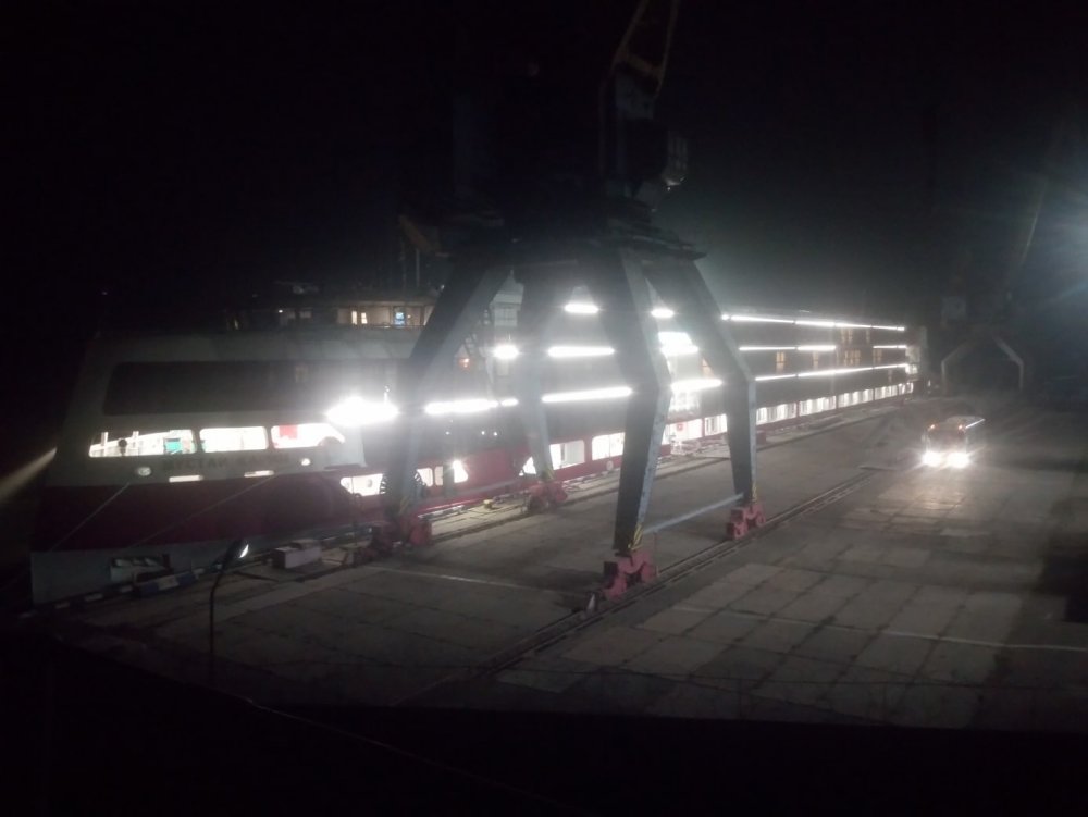 В порту Таганрога «застрял» круизный лайнер с туристами