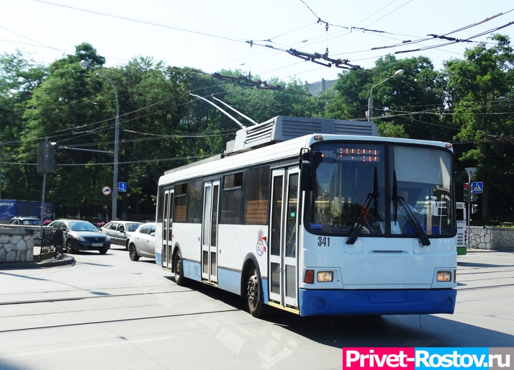В Ростове заменят контактную сеть троллейбуса на Ленина